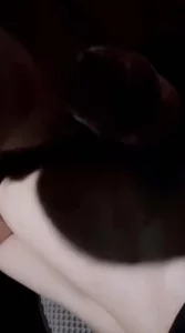 拉上邻居少妇偷偷跑到地下停车场帮忙消消火妹子胆子太大了停车场回