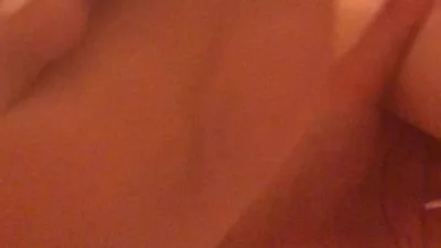 抽插老婆的白丝开档小骚穴