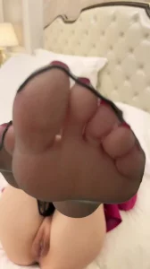 极品身材空姐被包养露脸黑丝腿长