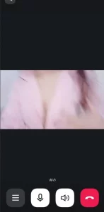 【章哥经典】视频裸聊离异小少妇
